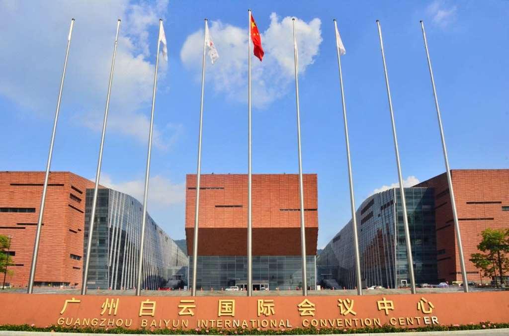 Готель Guangzhou Baiyun International Convention Center Екстер'єр фото